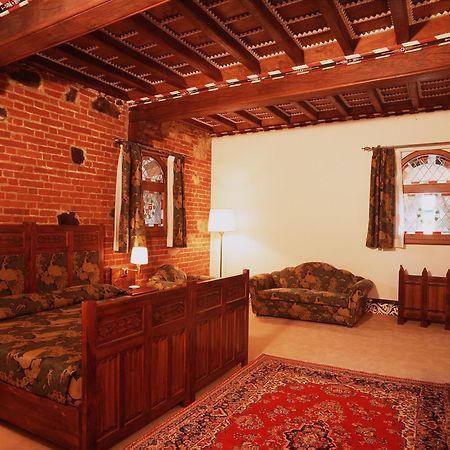 Castello Di Pavone Hotell Pavone Canavese Exteriör bild